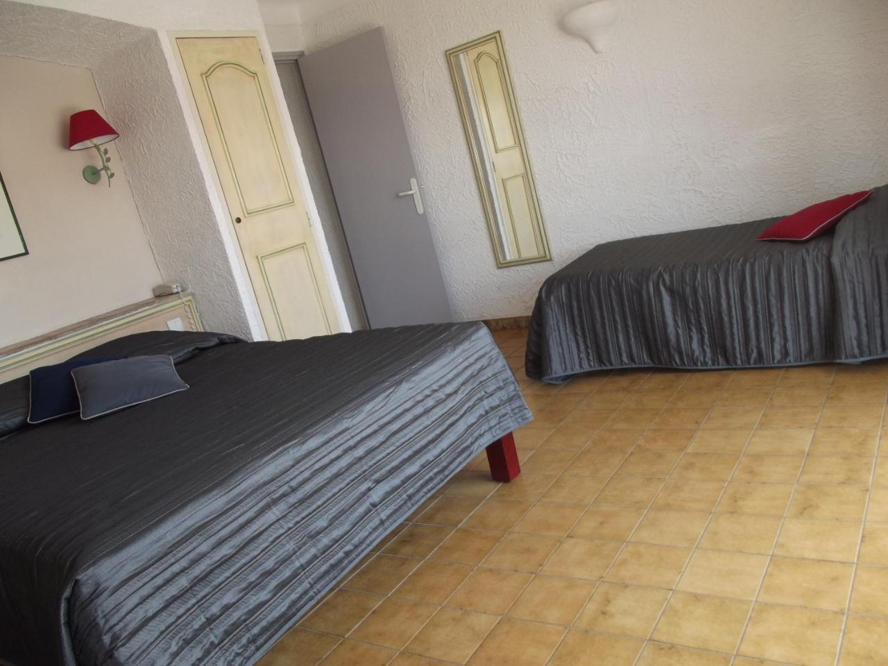 Hotel La Quietude Les Issambres Exteriör bild